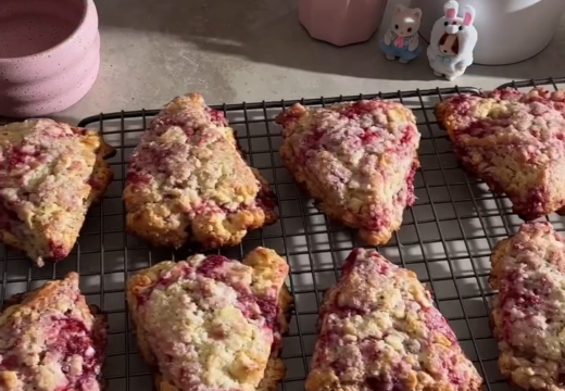 raspberry white chocolate scones