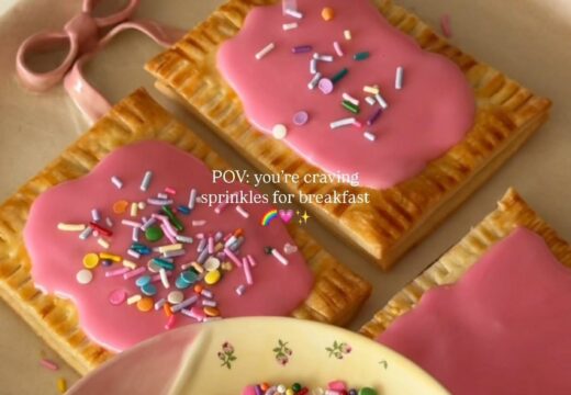 homemade strawberry pop tarts