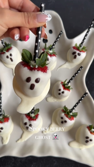 halloween strawberry ghosts recipe