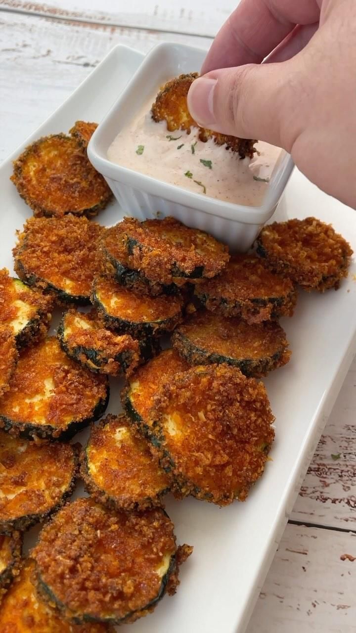 Super Crispy Air Fried Zucchini Keto Chips