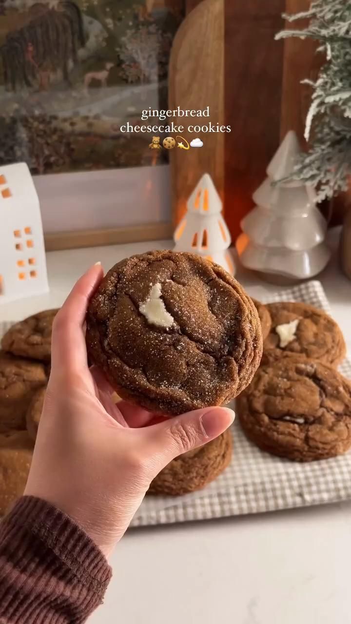 Gingerbread Cheesecake Cookies
