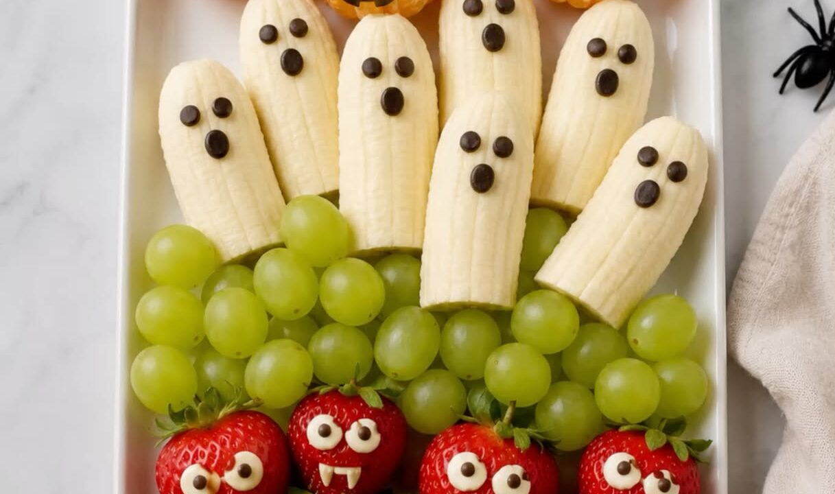 halloween fruit platter