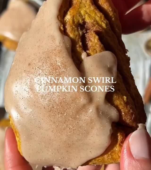 cinnamon swirl pumpkin scones