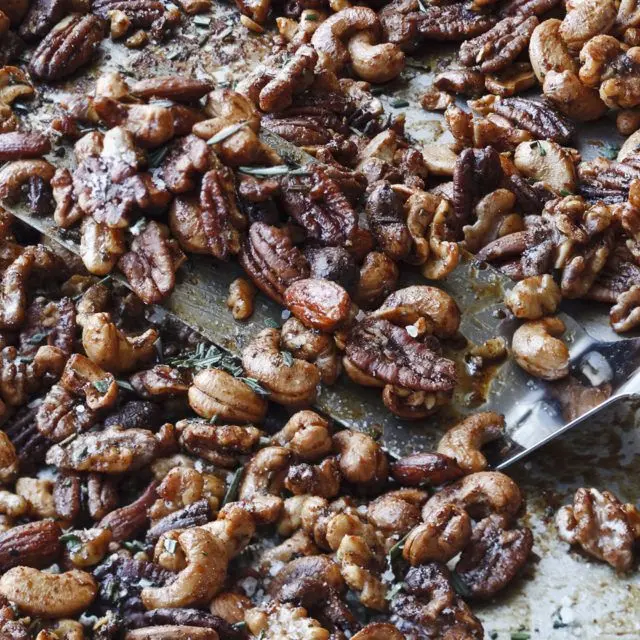 chipotle rosemary roasted nuts