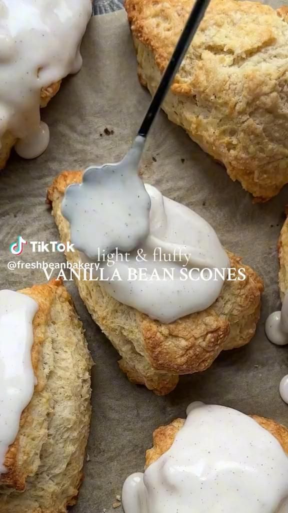 Vanilla Bean Scones